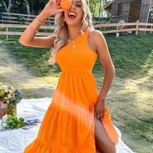 Orange 🍊 one shoulder dress